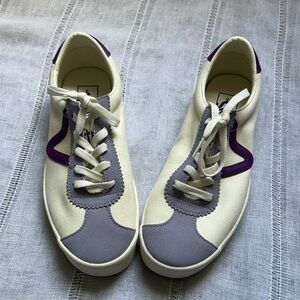 Vans Off The Wall Low Top Tri-Tone Sneakers.